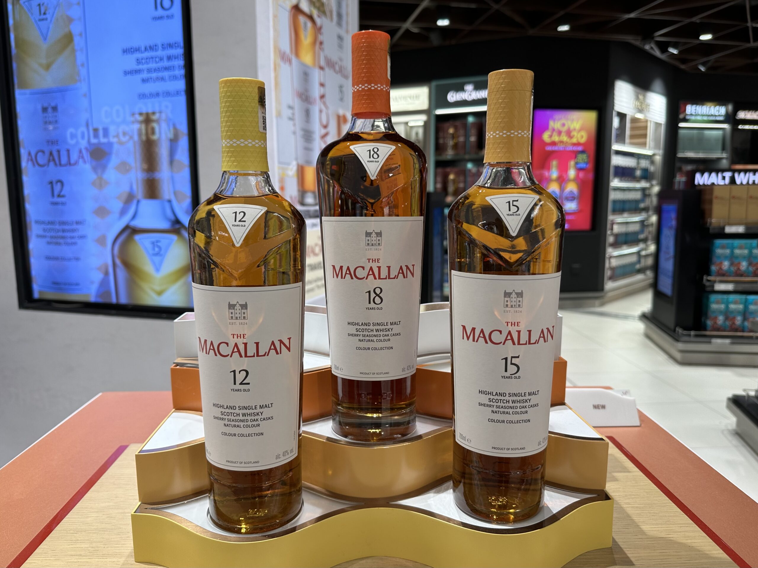 マッカラン18年 シェリーオーク ボトル