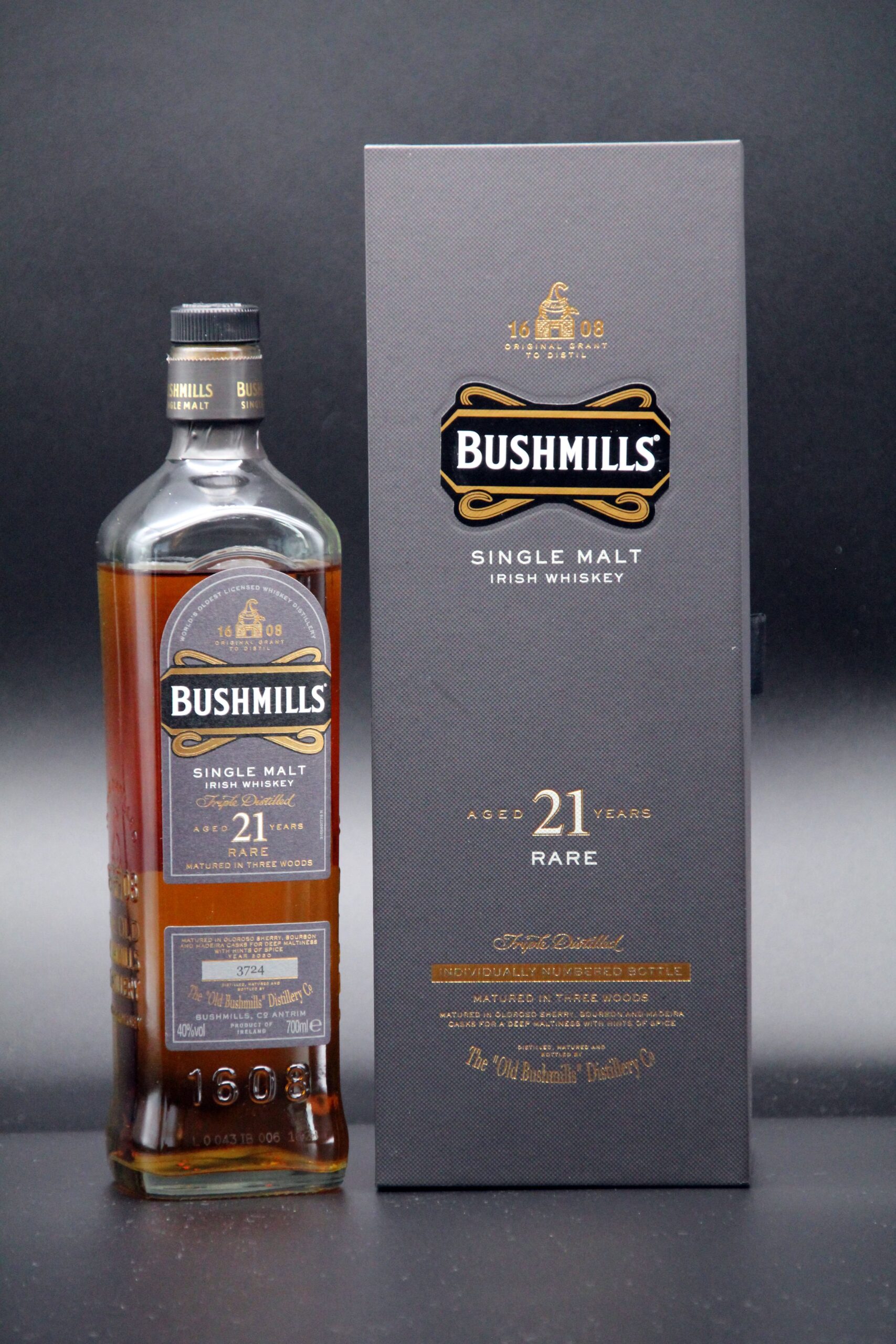 ブッシュミルズ オリジナル 旧ボトル（1970年代） ボトル